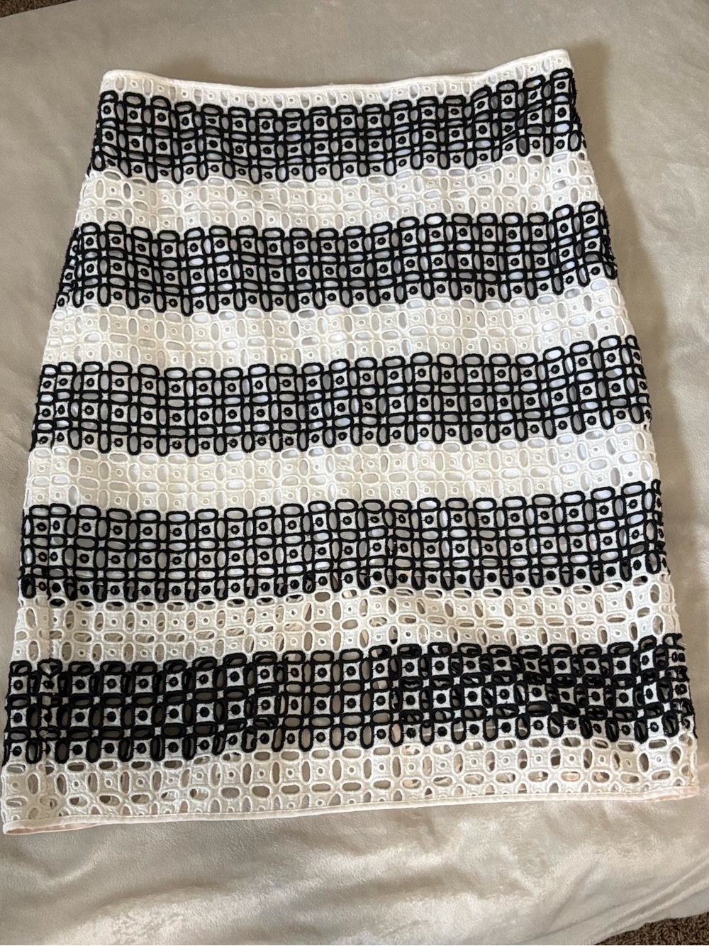 Banana Republic White Pencil Skirt with Black Geometric Lace Stripes